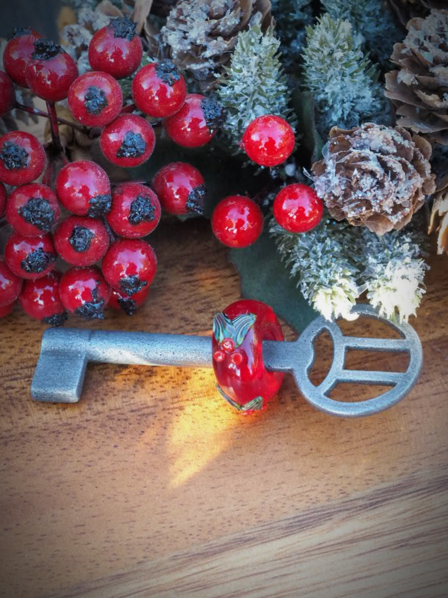 Scarlet Yule Key