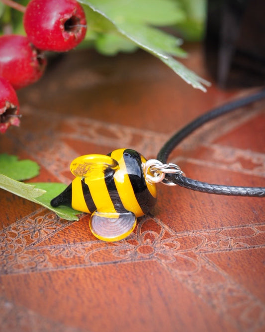 Bramblebee Necklace