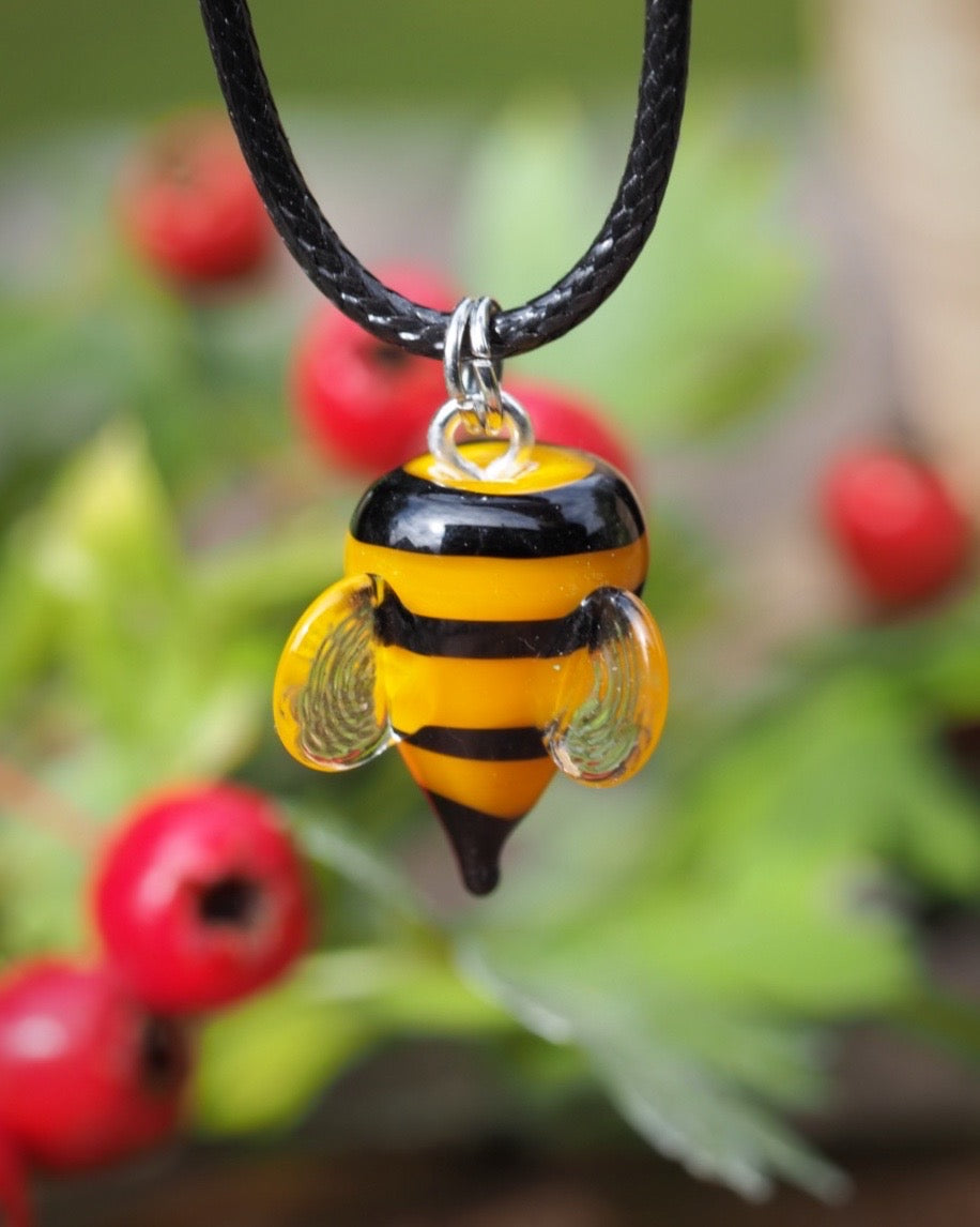 Bramblebee Necklace