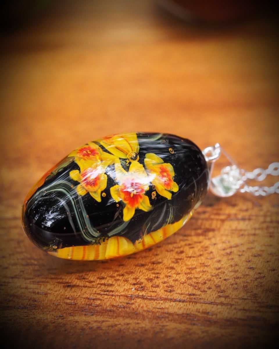 Daffodil Night Garden Necklace